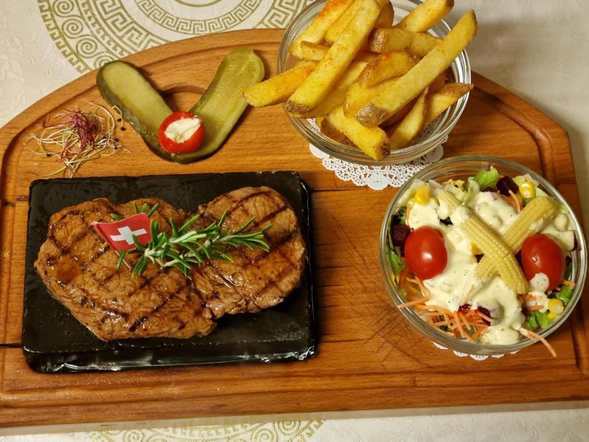 Hotel Mont-Noble Nax Екстер'єр фото